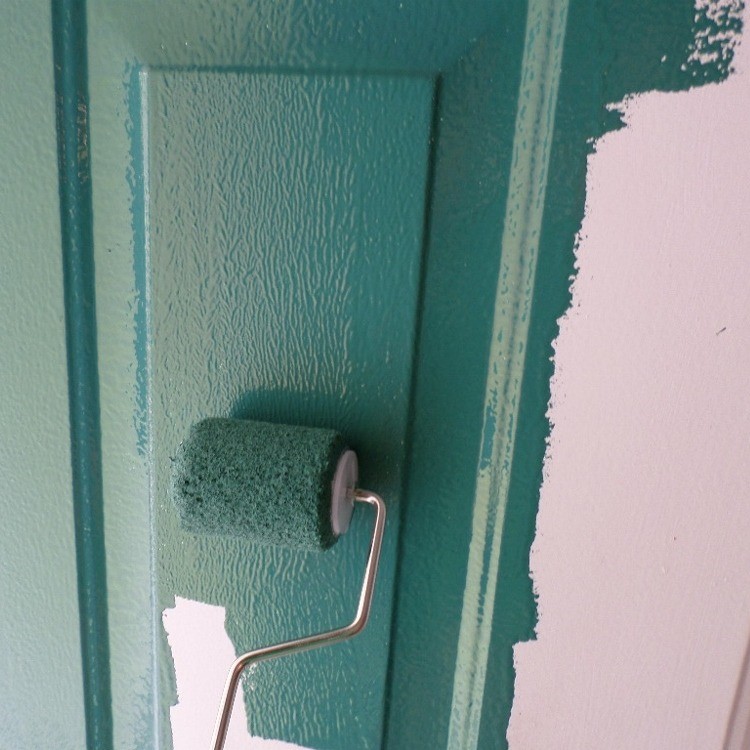 how to paint a metal front door
